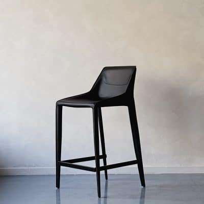 כיסא בר ונוס – דמוי עור בעיצוב מודרני